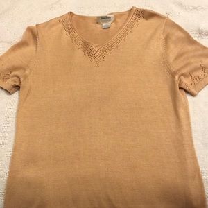 Neiman Marcus Silk V Neck short sleeve top